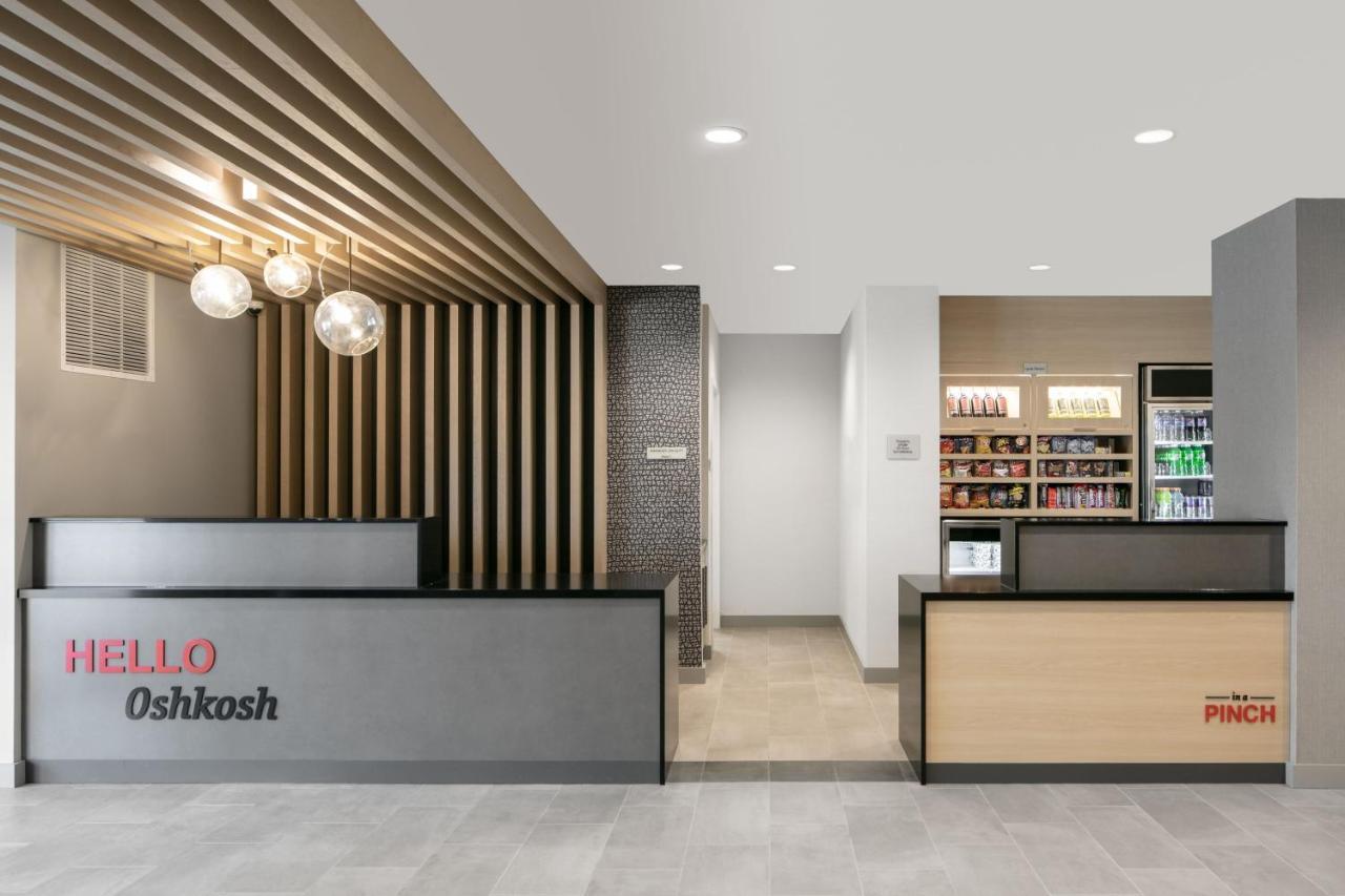 Towneplace Suites By Marriott Oshkosh Extérieur photo